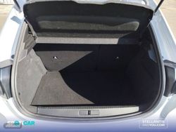 Peugeot 208 Gasolina 100 S&S 6 Vel. MAN Allure - Miniatura 6