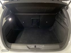Peugeot 308 5P Gasolina 130 S&S MAN Allure - Miniatura 6