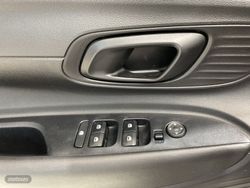Hyundai i20 1.0 TGDI Klass 100 - Miniatura 23