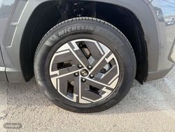Hyundai Tucson 1.6 T PHEV 4x2 Maxx - Miniatura 4