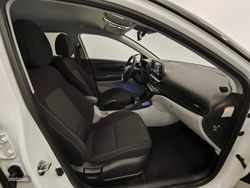 Hyundai i20 1.0 TGDI Tecno 2C 48V DT 100 - Miniatura 18