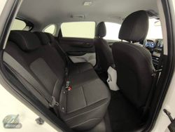 Hyundai i20 1.0 TGDI Tecno 2C 48V DT 100 - Miniatura 23