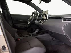 Toyota Corolla Cross Style Hybrid 200 - Miniatura 6