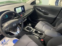 Hyundai i30 1.0 TGDI Klass 48V 100 - Miniatura 11