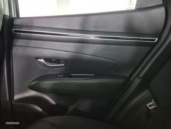 Hyundai Tucson 1.6 TGDI 48V Maxx 4x2 - Miniatura 12