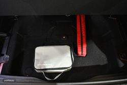 Hyundai Kona HEV 1.6 GDI Maxx DT - Miniatura 10