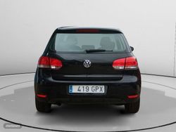 Volkswagen Golf Advance - Miniatura 3