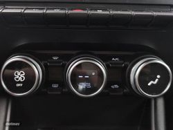 Renault Captur Zen E-TECH Híbrido 107 kW (145 CV) - Miniatura 21