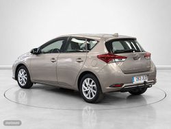 Toyota Auris 120T Active 85 kW (116 CV) - Miniatura 5
