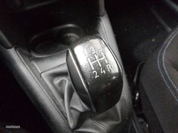 Peugeot 208 PureTech Signature 60 kW (82 CV) - Miniatura 14