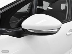Peugeot 208 PureTech Signature 60 kW (82 CV) - Miniatura 22