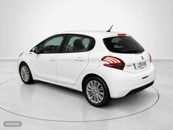 Peugeot 208 PureTech Signature 60 kW (82 CV) - Miniatura 5