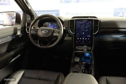 Ford Ranger 2.3 TIVCT PHEV DC Wildtrack e AWD AT 282cv - Miniatura 17