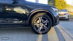 Volvo XC40 XC40 PLUS B3 (G) MILD HYBRID DARK - Miniatura 11