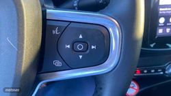 Volvo XC40 XC40 PLUS B3 (G) MILD HYBRID DARK - Miniatura 21