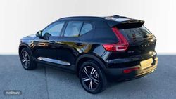 Volvo XC40 XC40 PLUS B3 (G) MILD HYBRID DARK - Miniatura 3