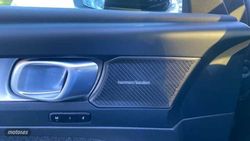 Volvo XC40 XC40 PLUS B3 (G) MILD HYBRID DARK - Miniatura 39