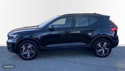 Volvo XC40 XC40 PLUS B3 (G) MILD HYBRID DARK - Miniatura 4