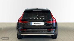 Volvo V 60 2.0 B4 D AWD CORE AUTO 197 CV - Miniatura 3