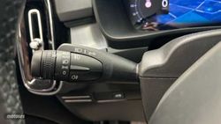 Volvo XC40 2.0 B3 MHEV CORE AUTO 163 CV - Miniatura 16