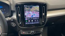 Volvo XC40 2.0 B3 MHEV CORE AUTO 163 CV - Miniatura 22