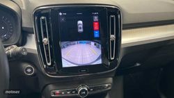Volvo XC40 2.0 B3 MHEV CORE AUTO 163 CV - Miniatura 23