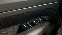 Volvo XC40 2.0 B3 MHEV CORE AUTO 163 CV - Miniatura 24