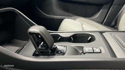 Volvo XC40 2.0 B3 MHEV CORE AUTO 163 CV - Miniatura 26