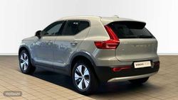 Volvo XC40 2.0 B3 MHEV CORE AUTO 163 CV - Miniatura 5