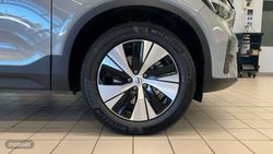 Volvo XC40 2.0 B3 MHEV CORE AUTO 163 CV - Miniatura 6