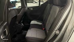 Volvo XC40 XC40 Plus, B3 Mild hybrid, Gasolina, Dark - Miniatura 7