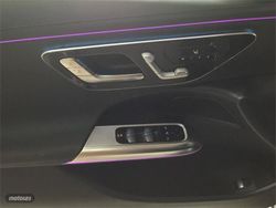 Mercedes Clase E 220 d - Miniatura 16
