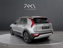 Kia Niro 1.6 HEV Concept - Miniatura 4