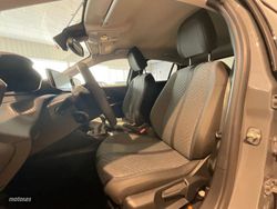 Peugeot 208 Gasolina 100 S&S 6 Vel. MAN Allure - Miniatura 10
