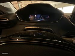Peugeot 208 Gasolina 100 S&S 6 Vel. MAN Allure - Miniatura 12