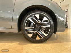 Peugeot 208 Gasolina 100 S&S 6 Vel. MAN Allure - Miniatura 26