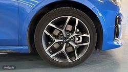 Kia Ceed 1.6 MHEV 100KW GT LINE 5P - Miniatura 10