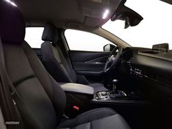 Mazda CX-30 2.5 E-SKYACTIV-G MHEV HOMURA 5P - Miniatura 17