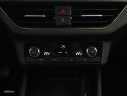 Skoda Kamiq 1.5 TSI DSG STYLE 5P - Miniatura 11