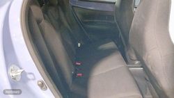 Toyota Aygo X Cross 1.5 VVT-I HYBRID LIKE 5P - Miniatura 6