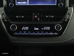 Toyota Corolla 1.8 HYBRID ACTIVE TECH E-CVT 5P - Miniatura 11