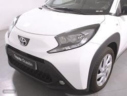 Toyota Aygo X Cross 1.0 VVT-I PLAY 5P - Miniatura 29