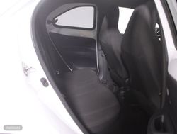 Toyota Aygo X Cross 1.0 VVT-I PLAY 5P - Miniatura 6