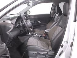 Toyota Yaris Cross 1.5 VVT-I HYBRID STYLE 5P - Miniatura 27