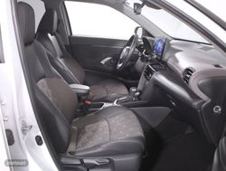 Toyota Yaris Cross 1.5 VVT-I HYBRID STYLE 5P - Miniatura 5