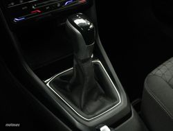 Volkswagen T-Cross 1.0 TSI 81KW DSG ADVANCE 5P - Miniatura 10