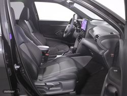 Toyota Yaris Cross 1.5 VVT-I HYBRID STYLE 5P - Miniatura 5