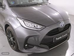 Toyota Yaris 1.5 VVT-I HYBRID STYLE 5P - Miniatura 16