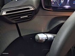 Peugeot 208 HYBRID 100 eDCS6 Allure - Miniatura 8