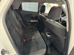 Nissan Juke 1.6i 16V Visia 4X2 117 CV - Miniatura 11